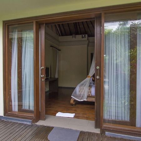 Ladera Villa Ubud Exterior photo